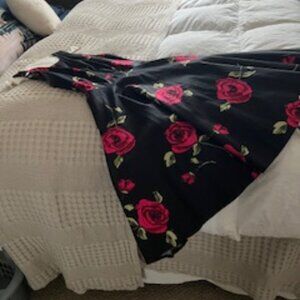 BLACK COCKTAIL DRESS